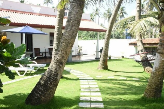 Ashen's Beach House - Photo3