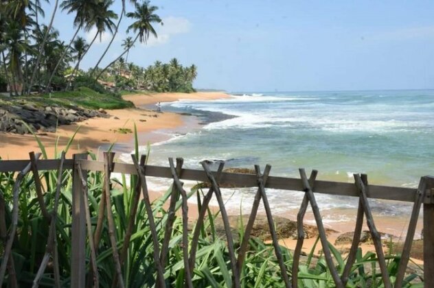 Ashen's Beach House - Photo5