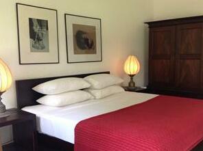 Beach House Hikkaduwa - Photo2