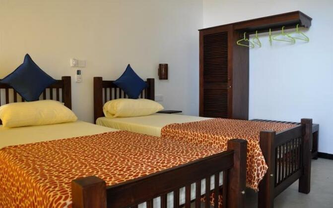Copacabana Beach Hotel Hikkaduwa - Photo3