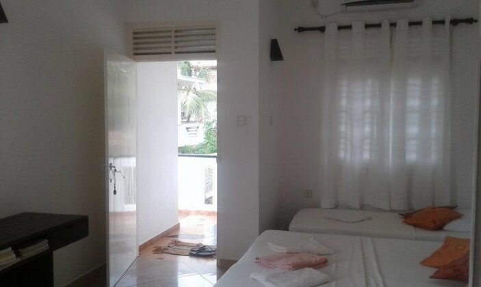 Hug Inn Beach Hotel - Photo5