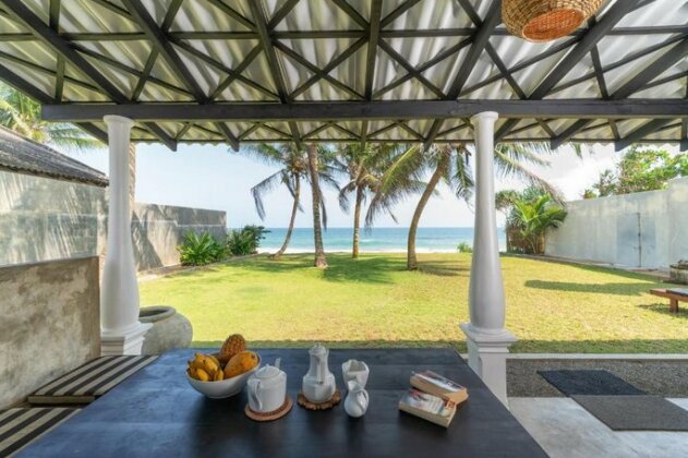 Lankamiya Beach Villa - Photo2