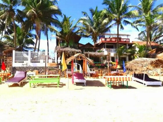 Luna Beach Home & Cabanas - Photo2