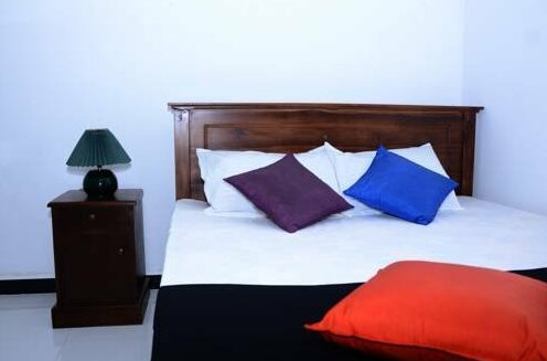 Lunar Light River Face Hotel - Photo2