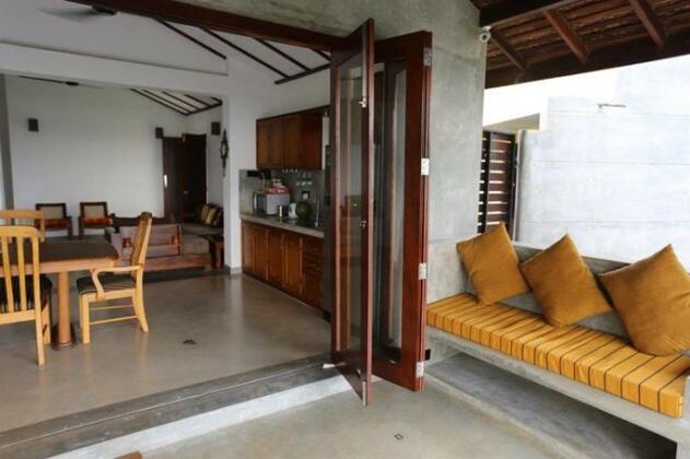 Rakuen Beach Villa - Photo2