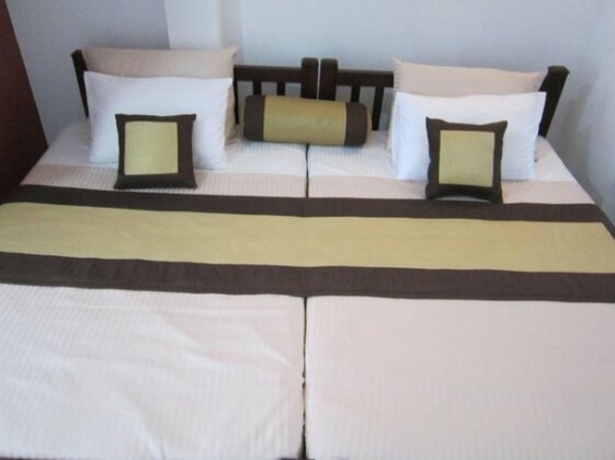 Ravindra Hotel and Restaurant - Photo5