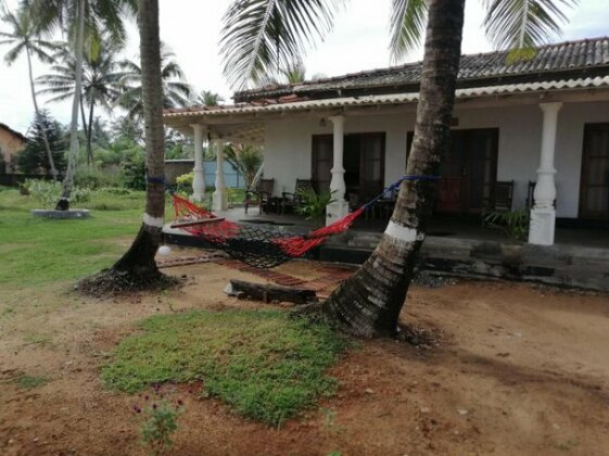 Sea View Resort Hikkaduwa - Photo2