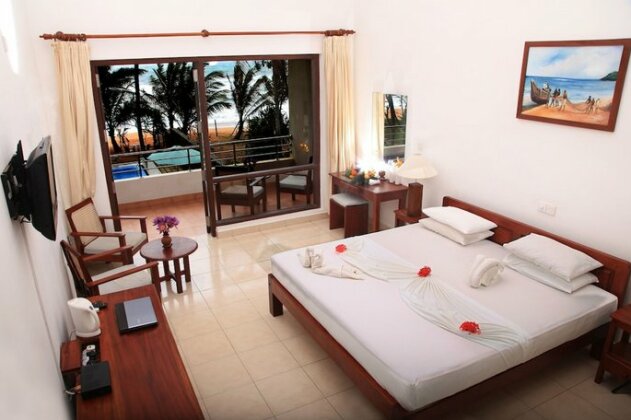 Sea Rock Villa - Photo2