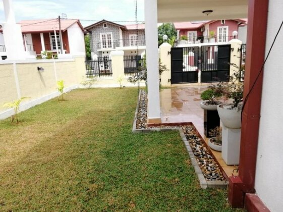 Home Stay Vila is located in Ja-Ela - Photo2