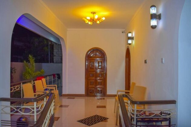 Engel Villa - Photo2