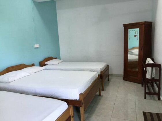 Gnaanams Hotel and Restaurant - Photo3