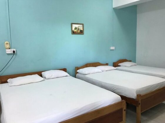 Gnaanams Hotel and Restaurant - Photo4