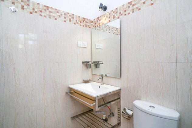 OYO 410 Cedar - Photo5