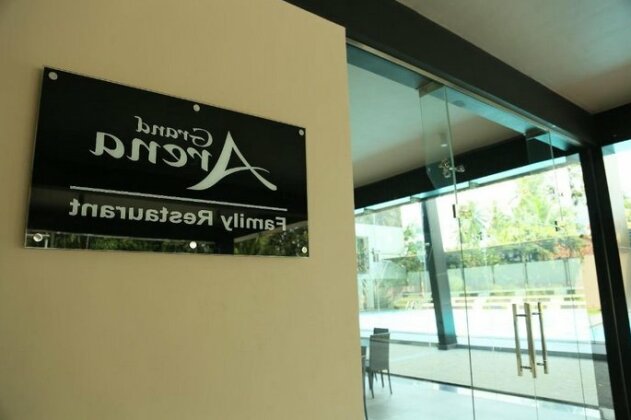 Grand Arena Hotel - Photo3