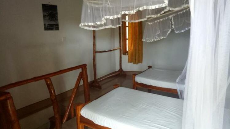 Roy's Inn Guest House - Photo5