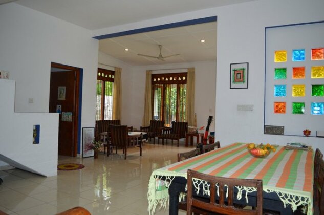 Homestay - Friendly Earth Loving Family - Photo3