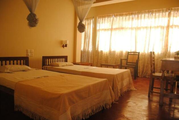 Lily Restaurant and Inn - Photo2
