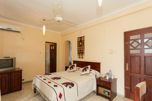 Amanda Hills - Photo5