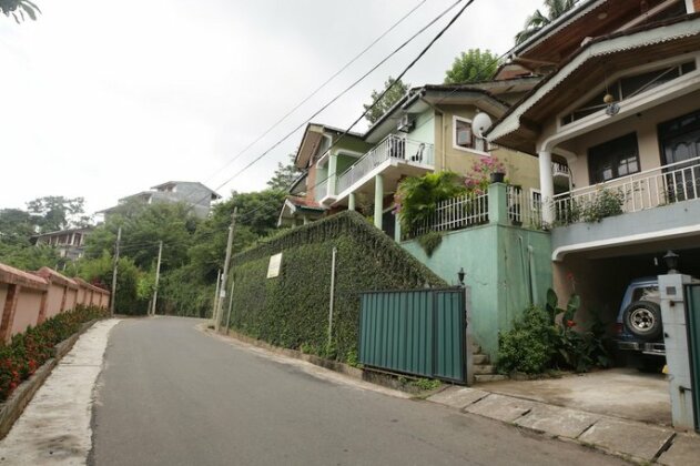 Araliya Holiday Bungalow - Photo2