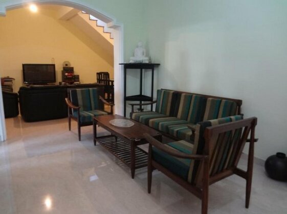 Birds Hill Homestay - Photo4