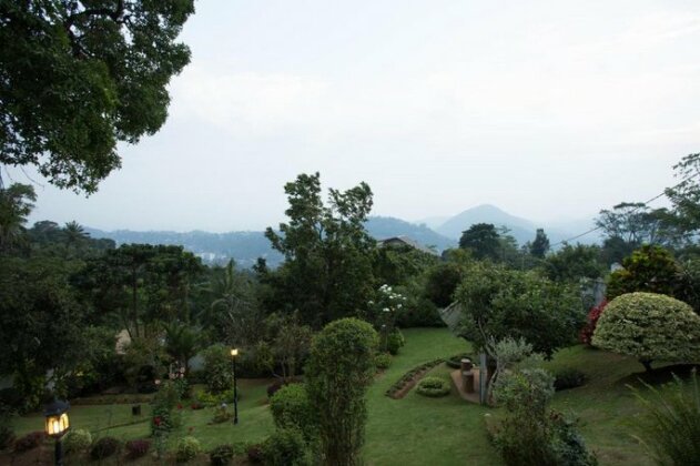 Blue Meadows Villa - Photo2