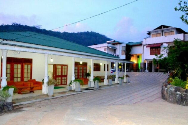 Capital Regency - Photo3