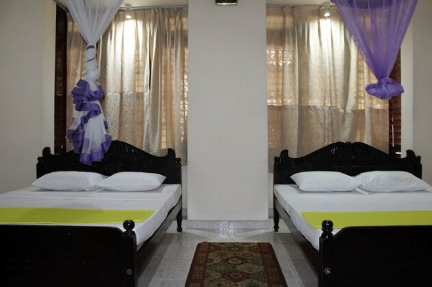 Cinnamon CASA - Photo2