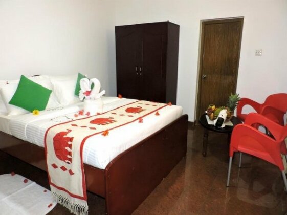 Cool Inn Tourist Lodge - Photo4