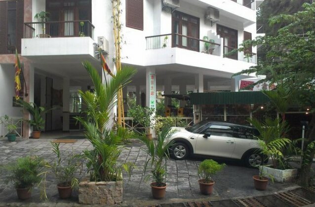 Eagle's Residence - Photo2