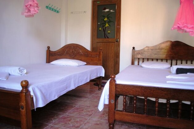 Evening Star Guest Inn - Photo4