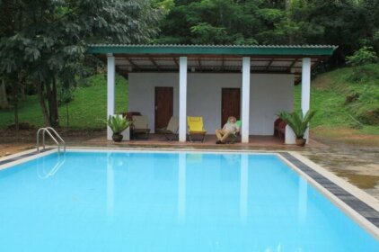 Homestay - Home in the Hills with a pool