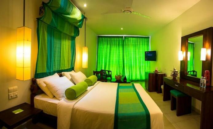 Hotel Hilltop Kandy - Photo4