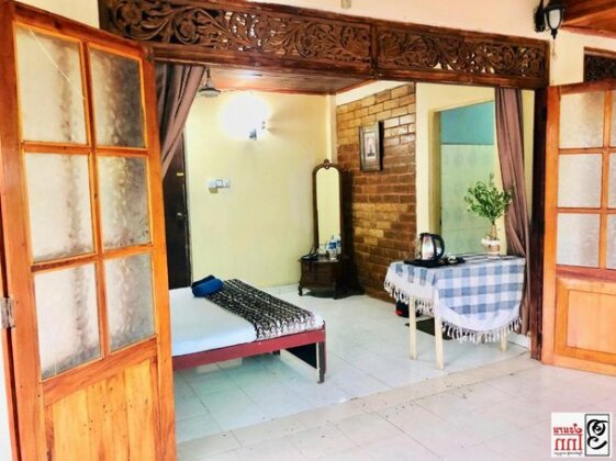 Isuru Inn - Photo3