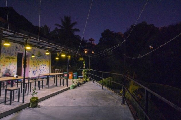 Jay's Bunks-Kandy Hostel - Photo2