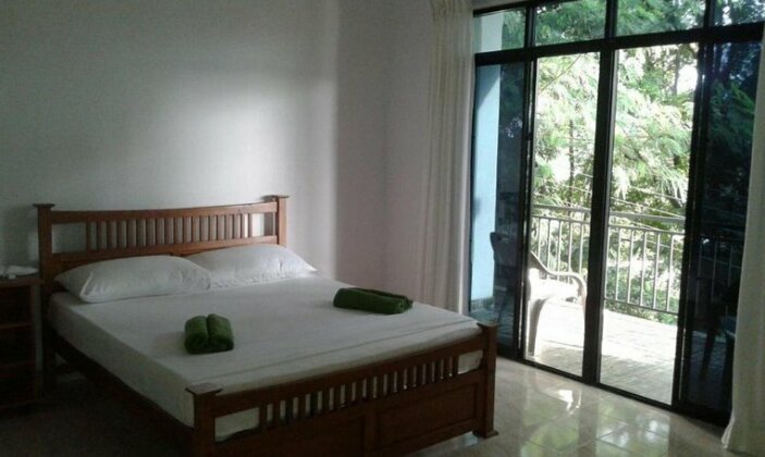 Kandy Hill Escape - Photo5