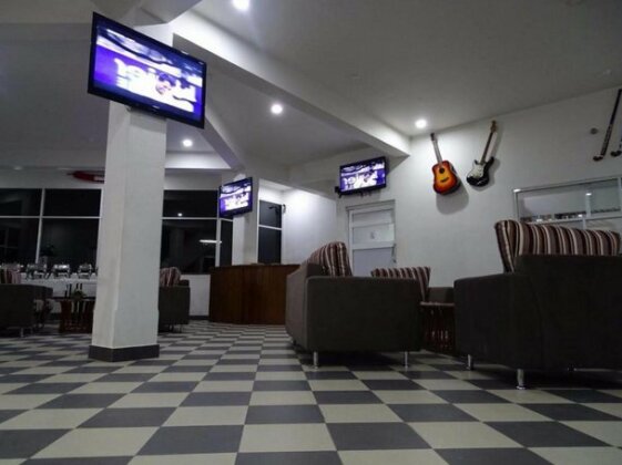 Kandy Supreme Hotel - Photo3