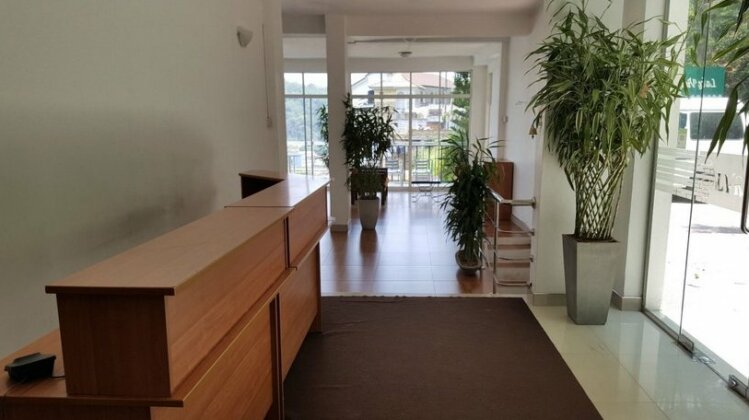 Lake View Rest - Photo3