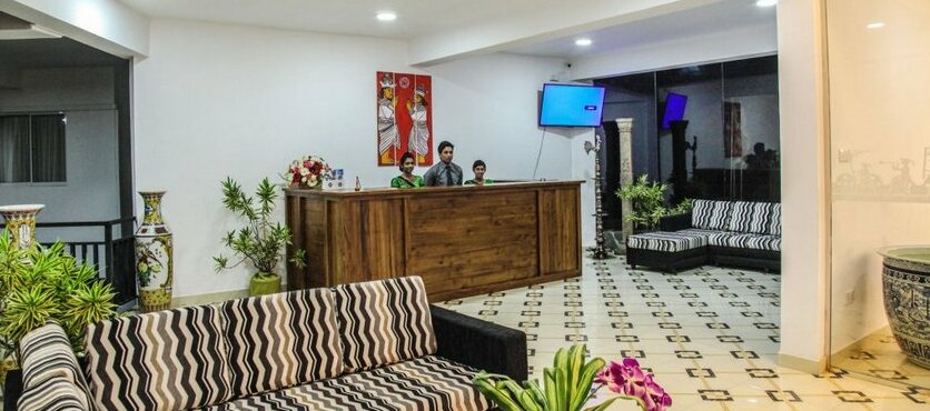 Mallika Hotel - Photo3