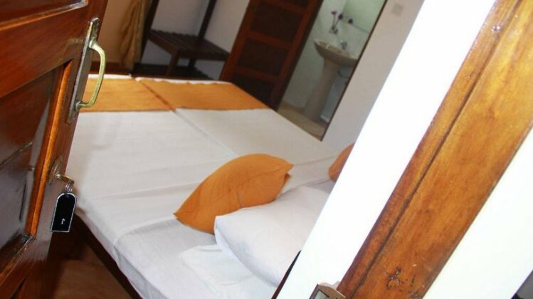 Mcleod-Inn - Photo4