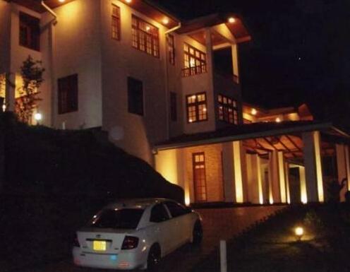 Paradise Villa Kandy - Photo2