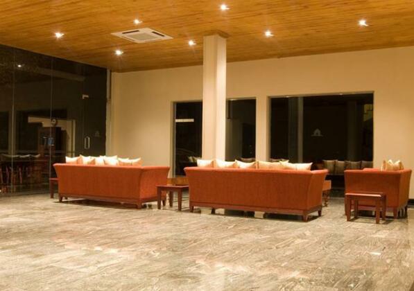 Randholee Resort & Spa - Photo5
