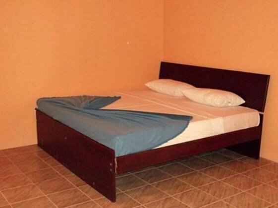 Red Letter Hotel - Photo4