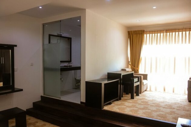 Royal Kandyan - Photo5