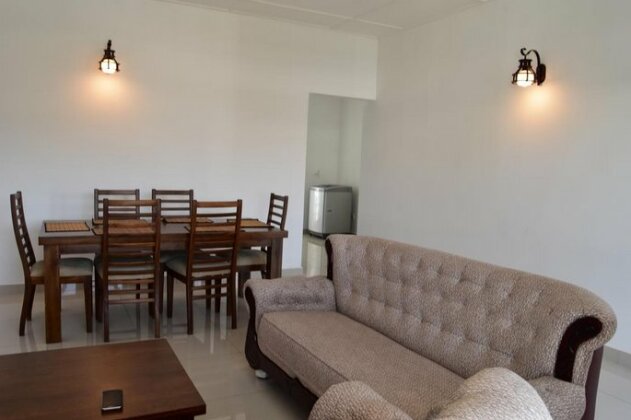 Scenic Range Apartment - Photo2