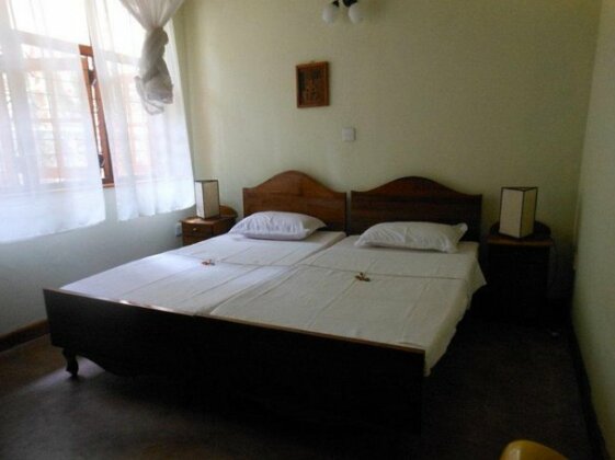 Sebastian's Home Kandy - Photo4