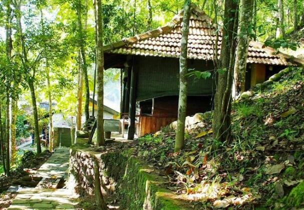 The Kandy Samadhicentre - Photo2