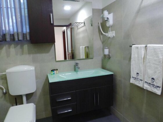 Villa Elisabeth Katana - Photo3
