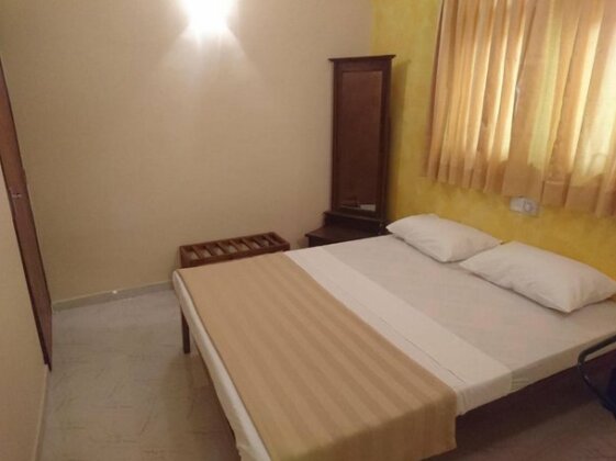 Shiva Rest Katharagama - Photo2