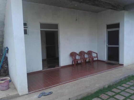 Wellampitiya Rest - Photo2