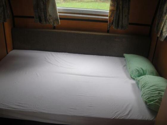 Yala Edge Camping